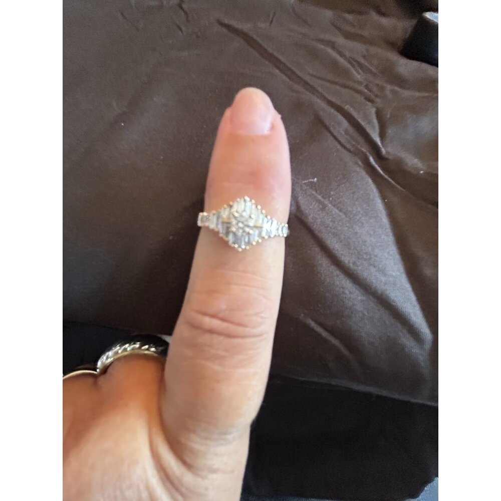 Ferkos 14k Art Deco Inspired Baguette Diamond Size 7.5